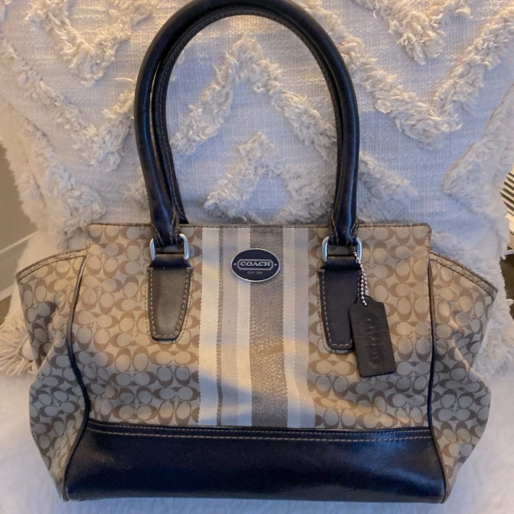 Coach purse-Vintage & Authentic